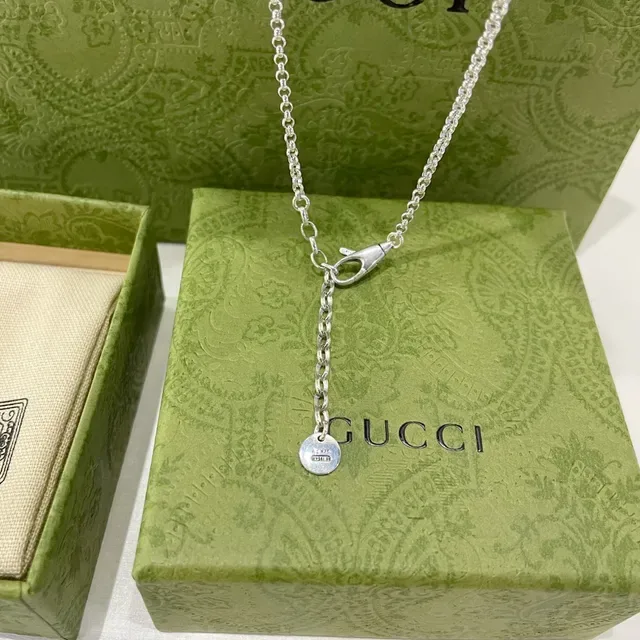 Gucci GG Skull Enamel Pendant Necklace 6