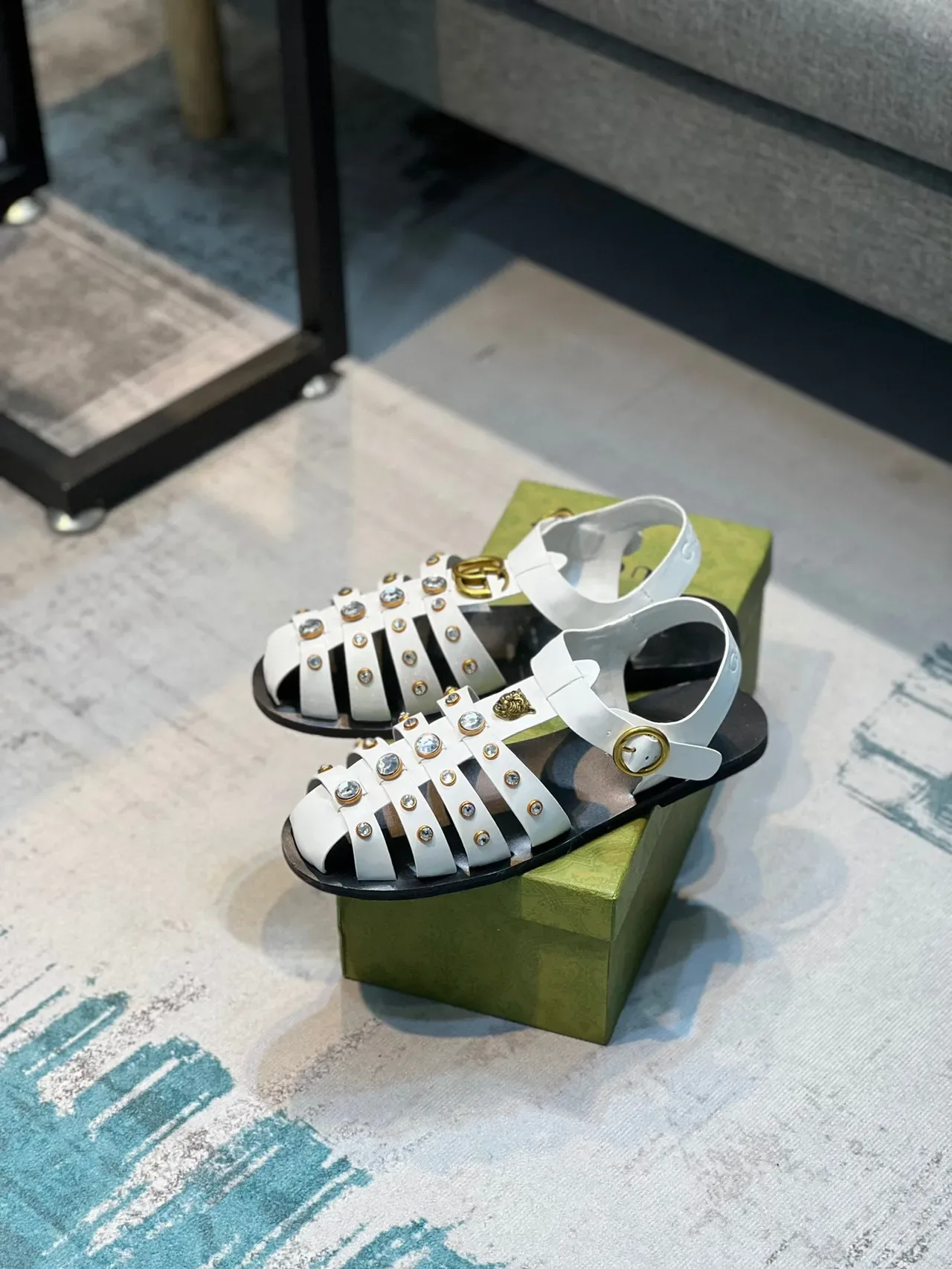 Gucci Gladiator Sandal White Gold Multi-Strap Studded Gladiator Sandals 7