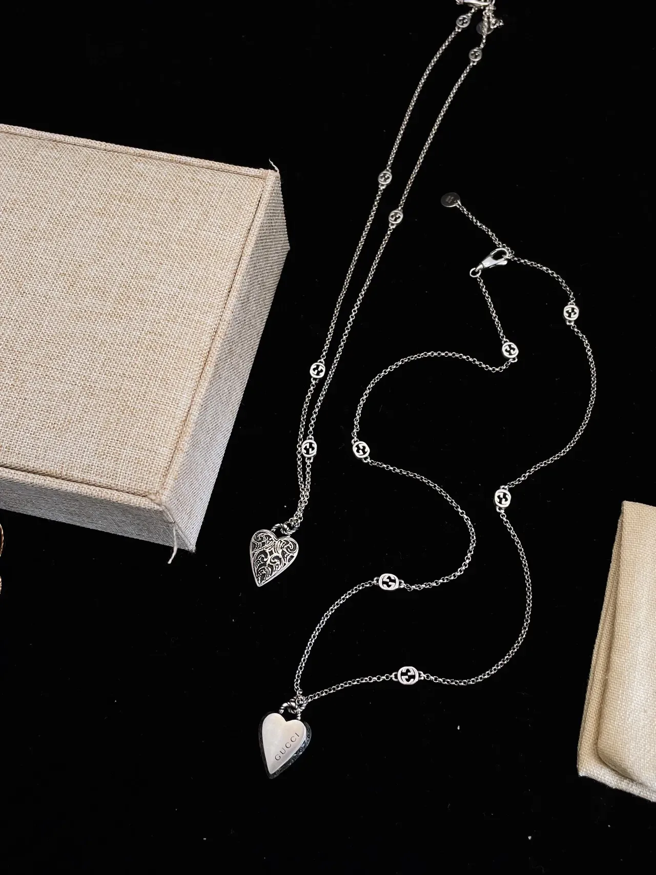 Collier Gucci Heart argent gravé marque 2