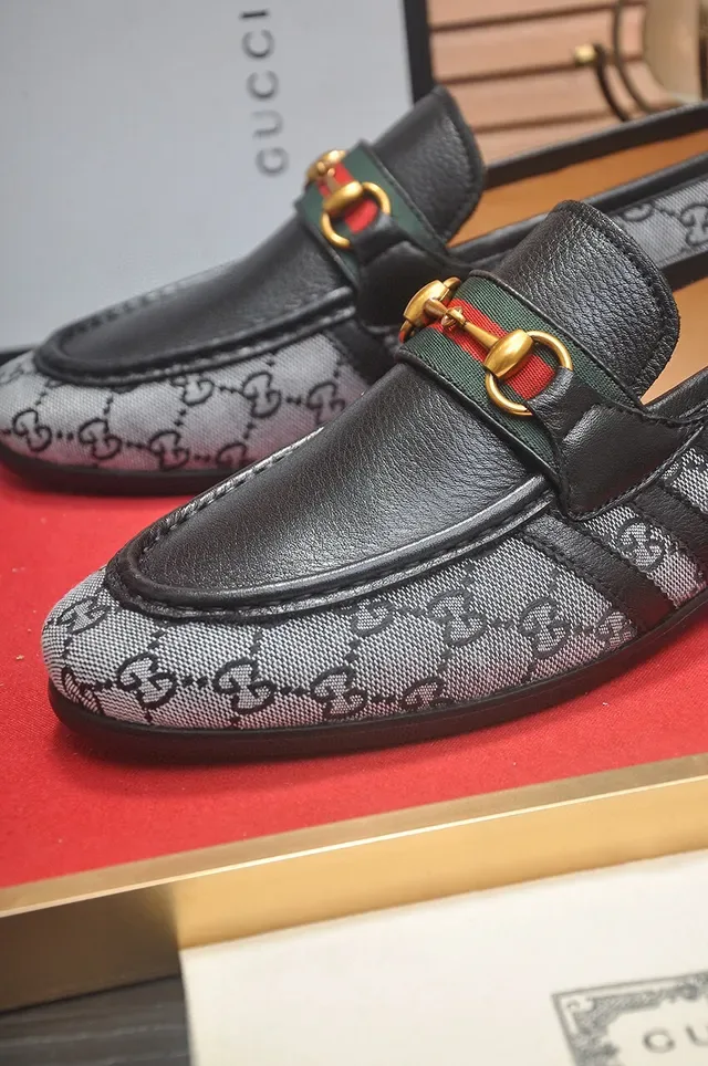 Gucci Horsebit 1955 أسود ورمادي GG Monogram مكاسين 8