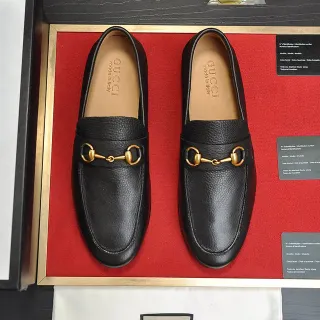 Gucci Horsebit 1955 黑色粒面皮乐福鞋