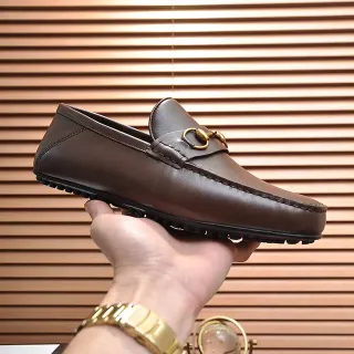 Gucci Horsebit 1955 棕色皮革乐福鞋