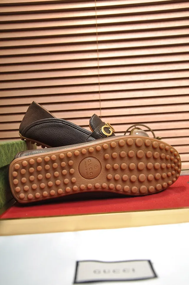 Gucci Horsebit 1955 Brown Pebbled Leather Loafers 2