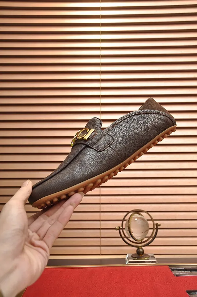 Gucci Horsebit 1955 Brown Pebbled Leather Loafers 7