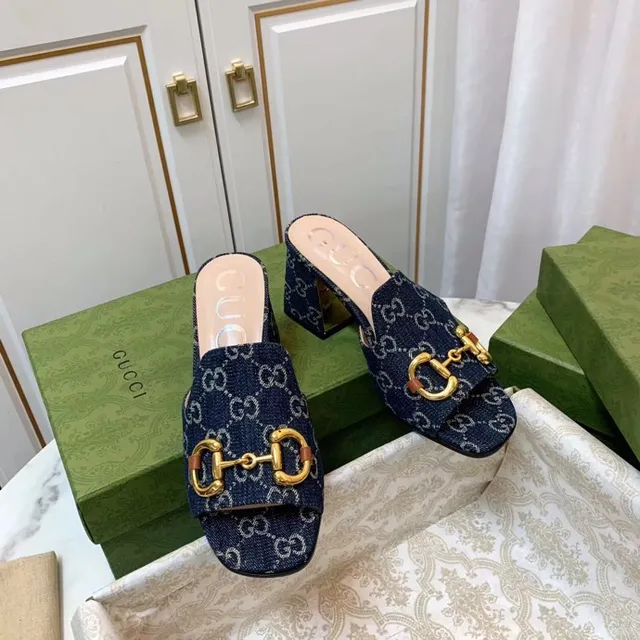 Gucci Horsebit 1955 GG Monogramme Denim Gold Horsebit Chaussons 5