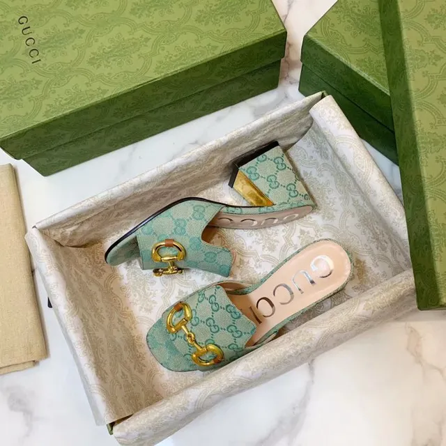 Gucci Horsebit 1955 Verde Ouro GG Monograma Lona Fivela Sandálias Casual 9
