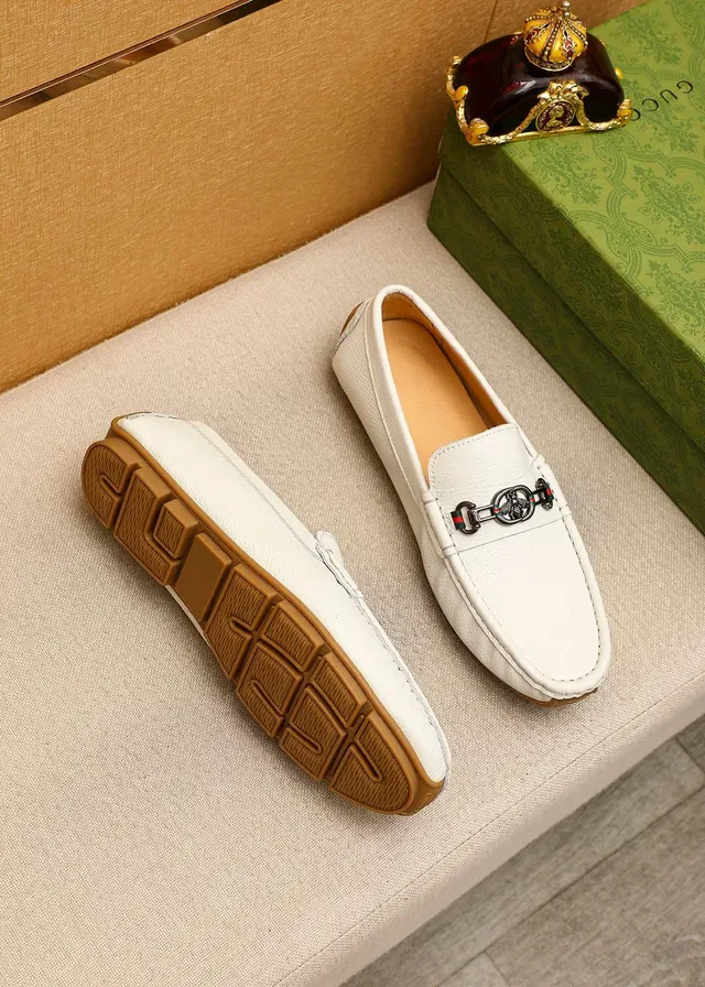 Gucci Horsebit 1955 White Pebbled Leather Loafer 3