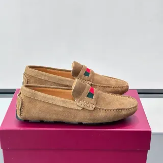 Gucci Horsebit Loafer भूरी लाल सूड ऊपरी जाली पट्टी विवरण Loafer