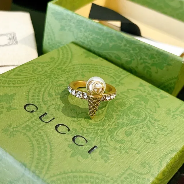 Gucci Ice Cream Cone Pearl and Crystal Ring 6