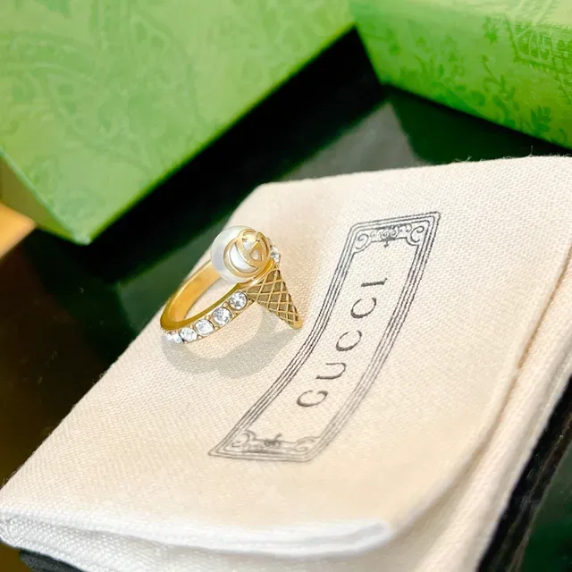 Gucci Ice Cream Cone Pearl and Crystal Ring 7