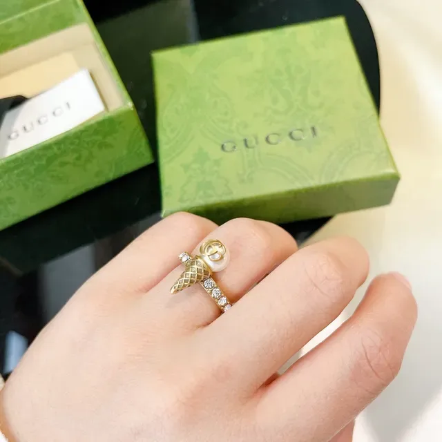 Gucci Ice Cream Cone Pearl and Crystal Ring 9