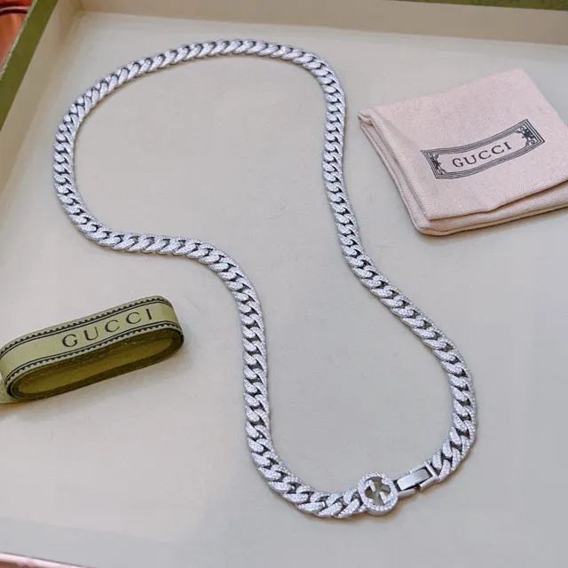 Gucci Icon Chain Necklace Pavé Silver-Tone Curb Link Necklace 9