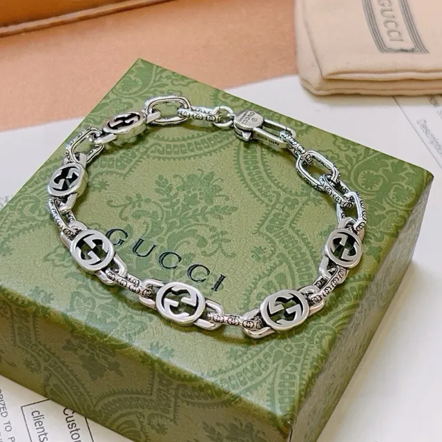 Gucci Icon Interlocking G Silver-Tone and Black Enamel Bracelet 9