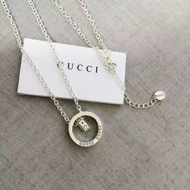 Gucci Interlocking Double Ring Silver-Tone Necklace 2