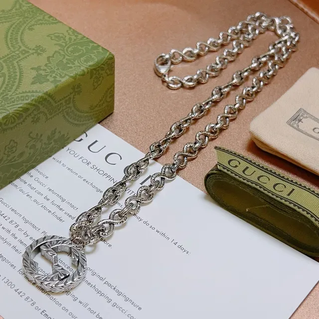 Gucci Interlocking G Ornate Infinity-Link Silver Necklace 9