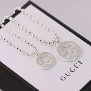Gucci Interlocking G قلادة فضية سلسلة كرات سوداء دائرية