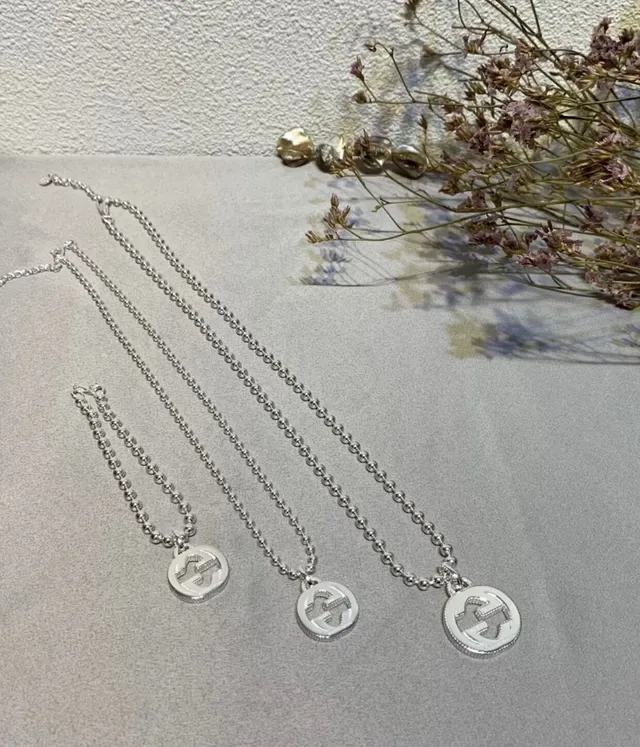 Gucci Interlocking G Pendant Silver Black Ball Chain Circular Necklace 5