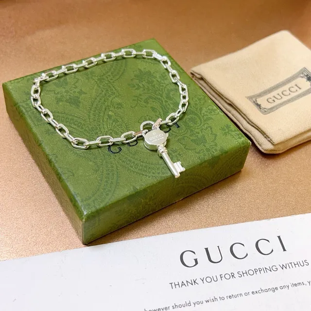 Gucci Key Motif Silver Link Bracelet 2