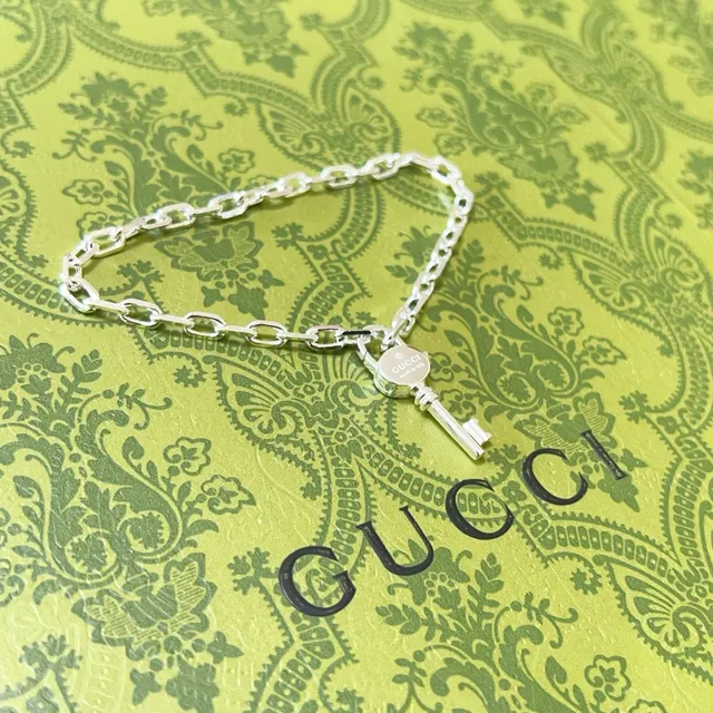 Gucci Key Motif Silver Link Bracelet 8