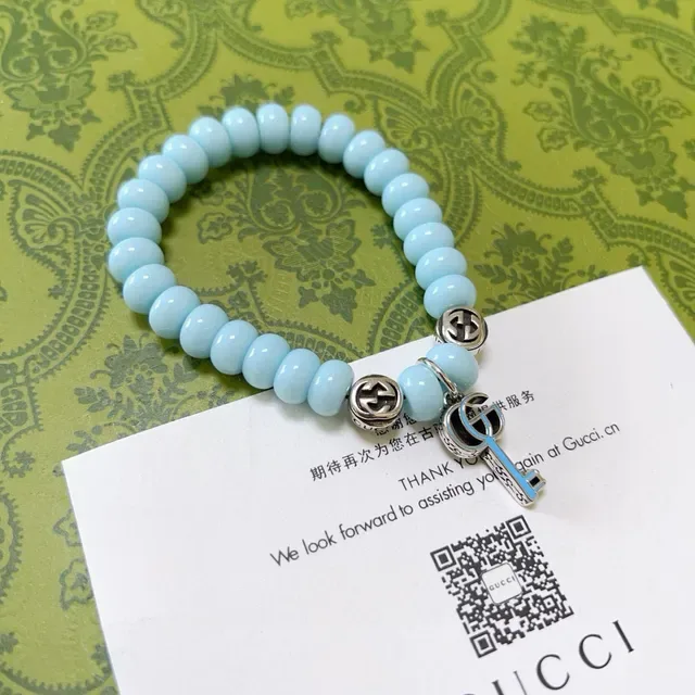 Bracelet Gucci Key to My Heart Bleu Argent Perles Elastiques Entrelacées Charms G 7