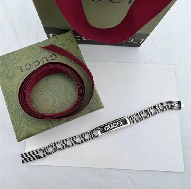 Gucci Logo Chain Bracelet Silver-Tone Metal Bracelets 2