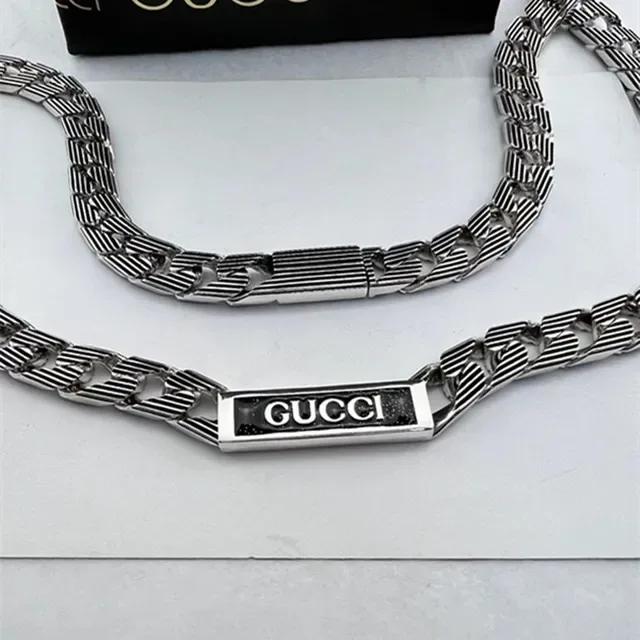 Gucci Logo Chain Bracelet Silver-Tone Metal Bracelets 5