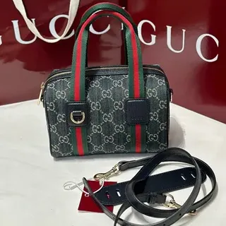Gucci Monogram Canvas Web Stripe bolsa Boston