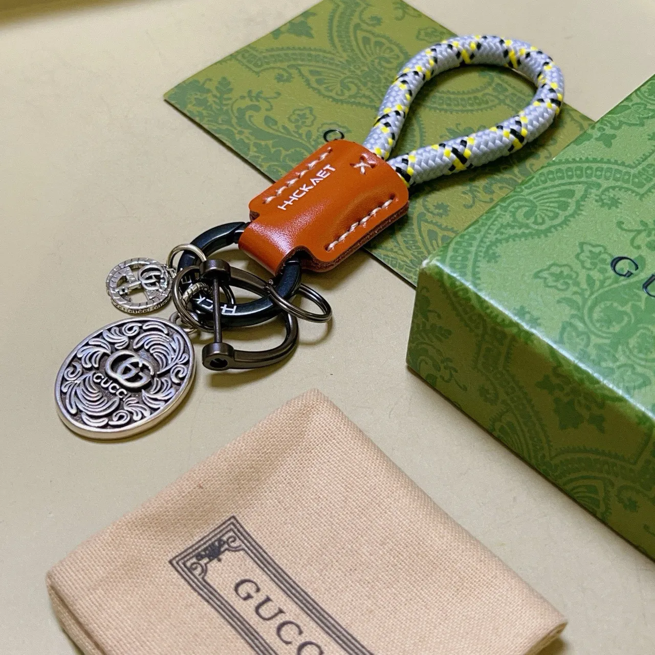 Gucci Multicolor Brown Rope-Loop Leather-Tab Bracelet 5