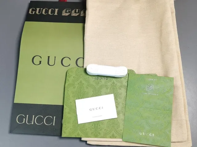 Gucci Navy Beige Platform Sole GG Monogram Canvas Lifestyle Sneakers 9
