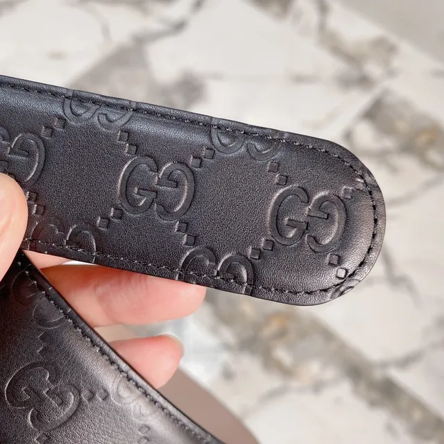Gucci Ophidia Ceinture en cuir noir et or avec monogramme GG embossé boucle double G 6