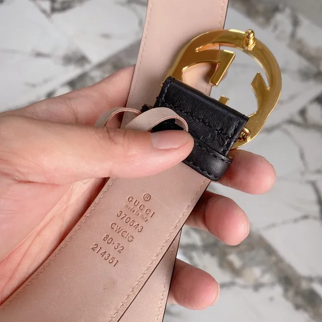Gucci Ophidia Ceinture en cuir noir et or avec monogramme GG embossé boucle double G 7