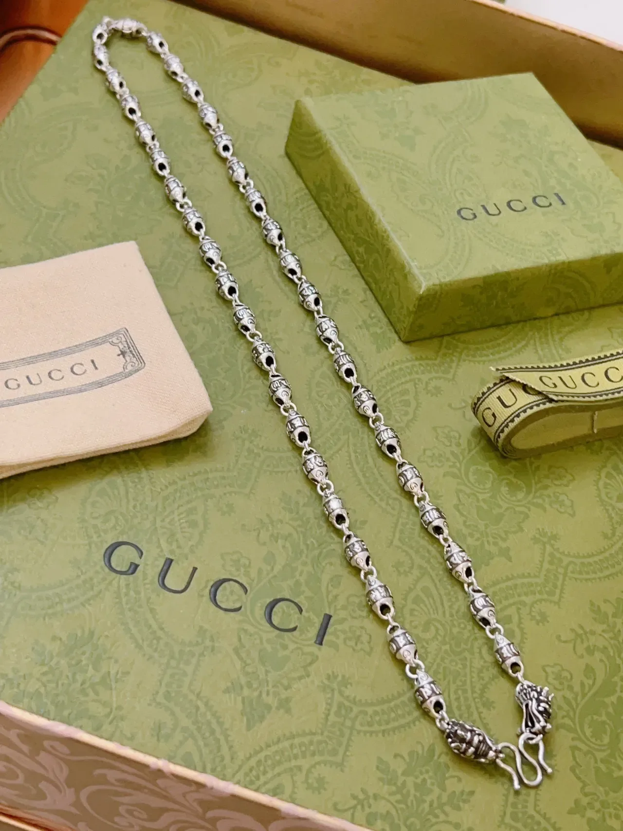 Gucci Ornate Beaded Chain Dragon-Head Clasp Necklace 4