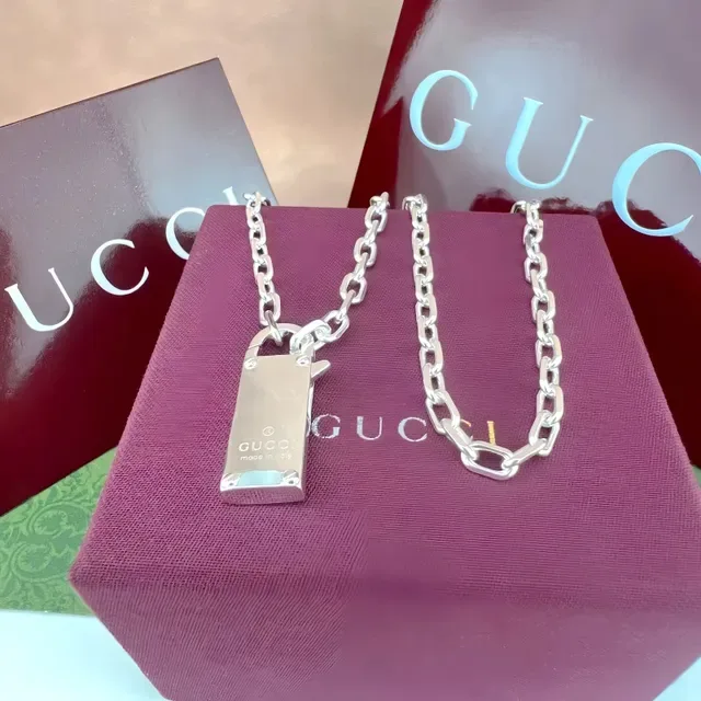 Gucci Padlock Silver Chain Bracelet 5