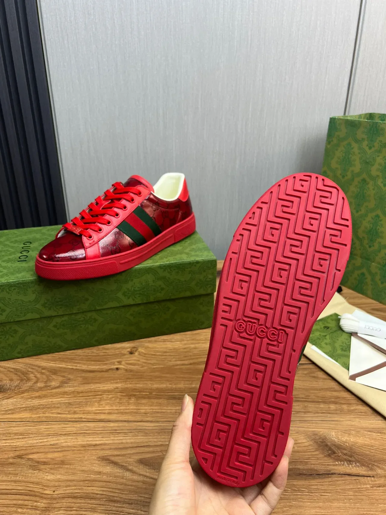 Gucci Rouge et Vert GG Monogram-Print Cuir Supérieur Rayures Web Sneakers Lifestyle 7