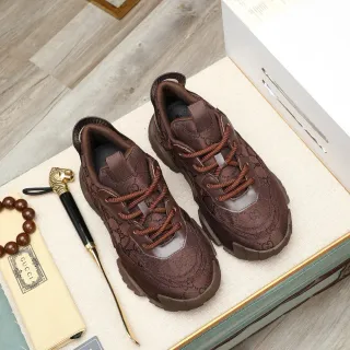 Gucci Rhyton بني مونوغرام سميك حذاء رياضي