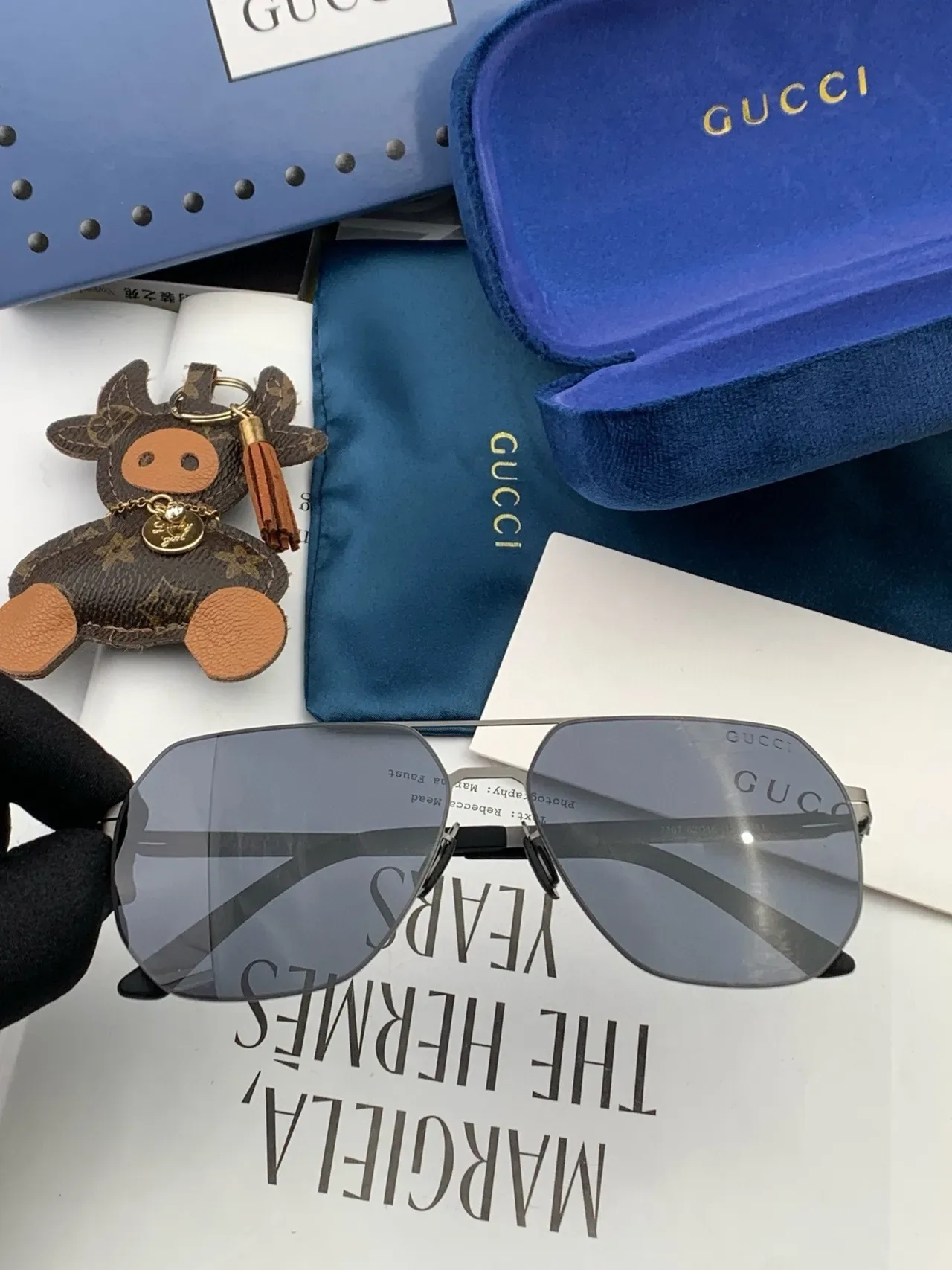 Gucci Screener Black Metal Rectangular Shield Sunglasses 4