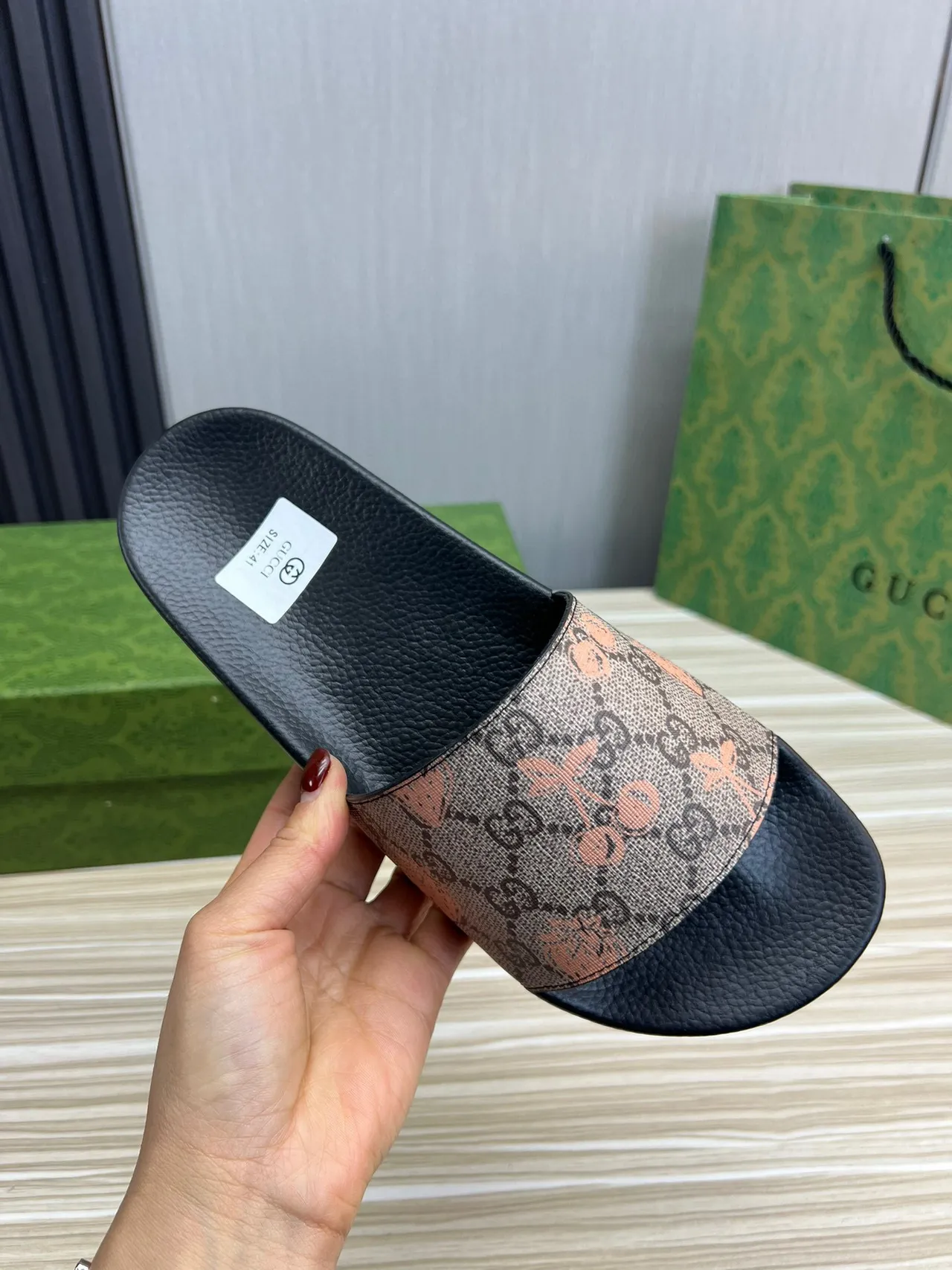 Gucci Screener Black Multicolor GG Monogram Canvas Strap Textured Rubber Sole Slippers 4