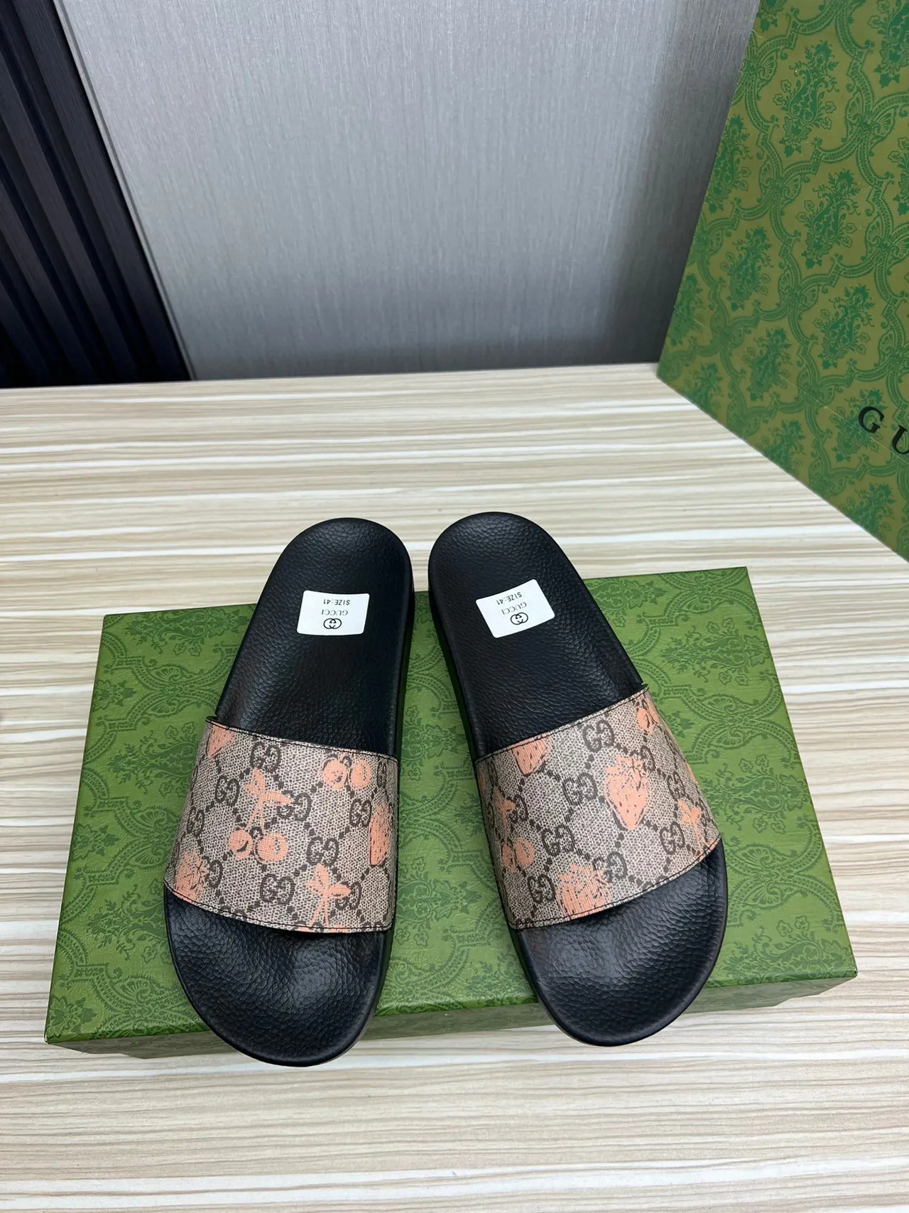 Gucci Screener Black Multicolor GG Monogram Canvas Strap Textured Rubber Sole Slippers 8