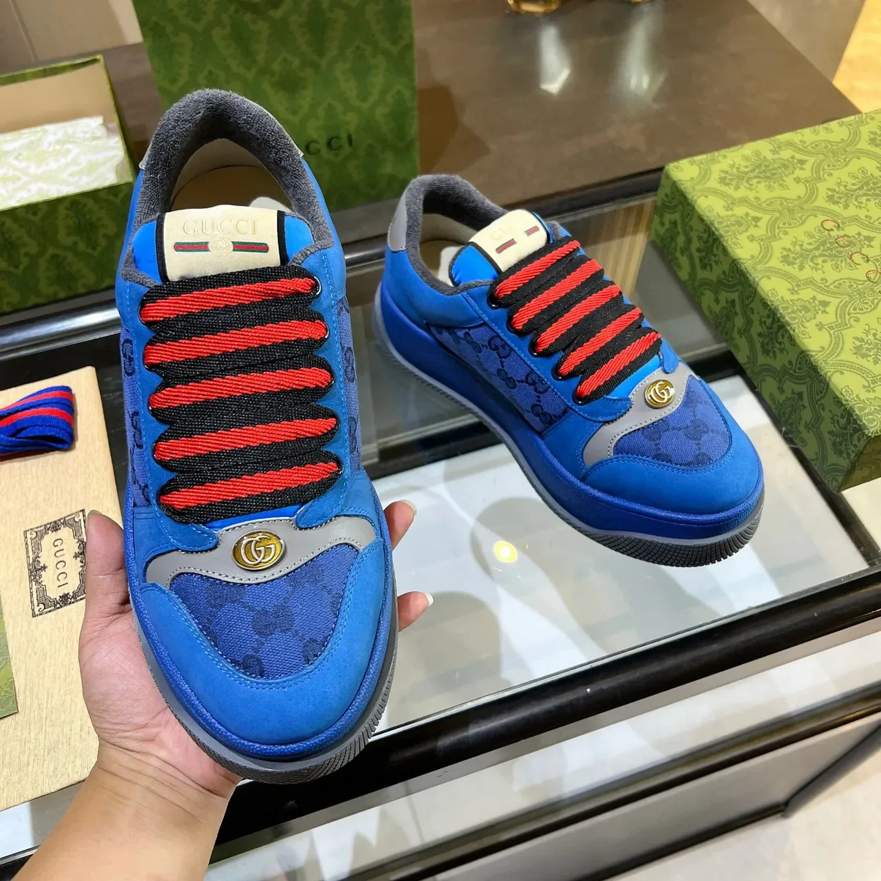 Gucci Screener أزرق GG Monogram حذاء رياضي منصة لايف ستايل 2