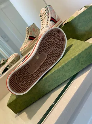 Gucci Screener Floral Print Low-Top Lifestyle Sneakers 2