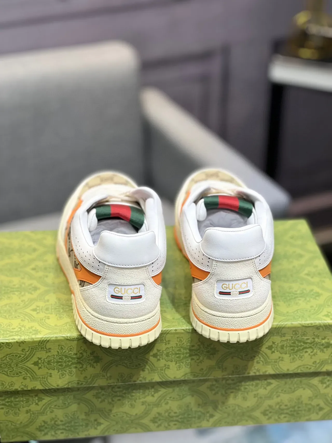 Gucci Screener GG Monogram Tênis Lifestyle com Trim Laranja 5