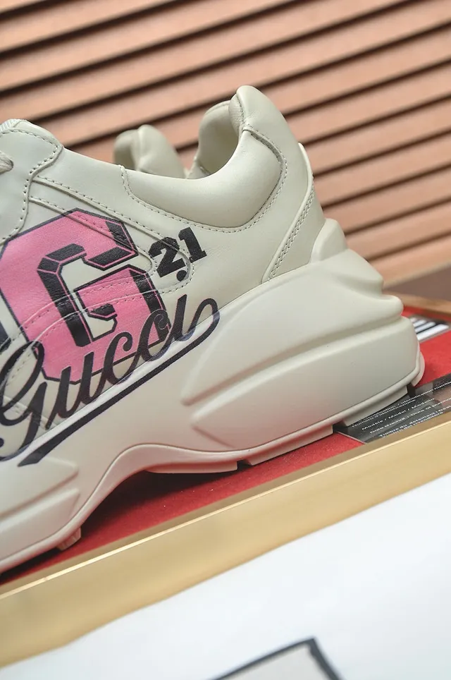 Gucci Screener Off-White Graphic Logo Chunky Sneakers 3