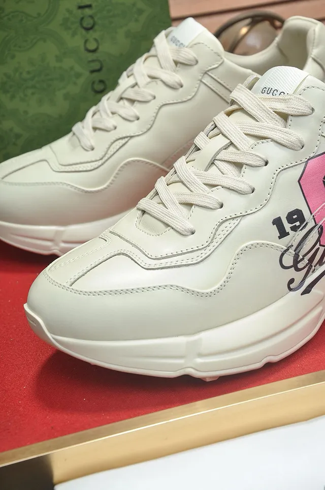 Gucci Screener Off-White Graphic Logo Chunky Sneakers 4