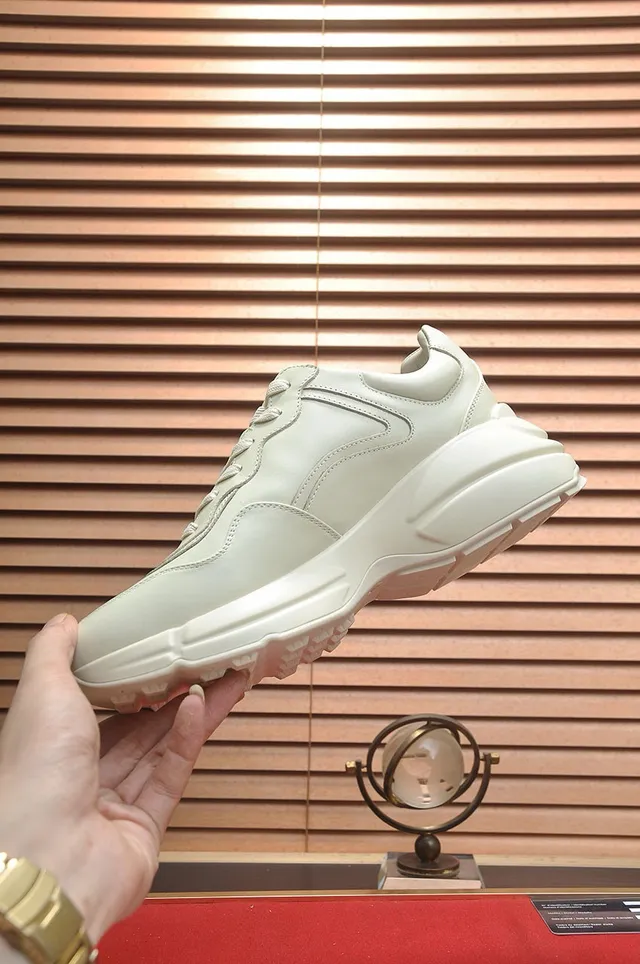 Gucci Screener Off-White Graphic Logo Chunky Sneakers 8