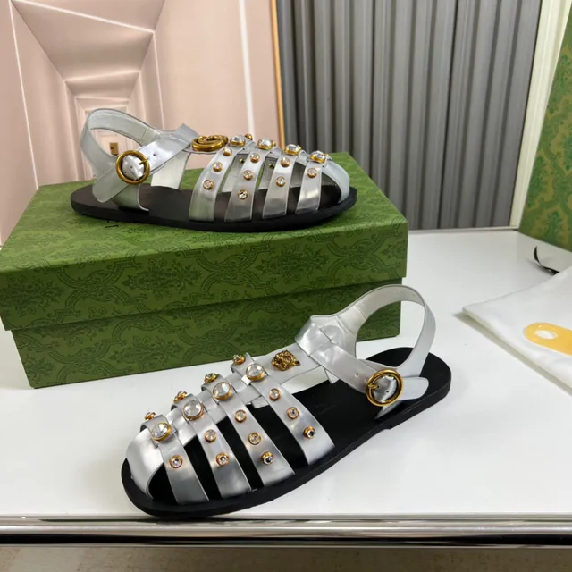 Gucci Silver Gold Metallic Straps Lion Head Ornament Gladiator Sandals 4