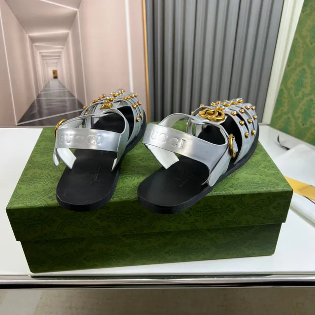 Gucci Silver Gold Metallic Straps Lion Head Ornament Gladiator Sandals 5