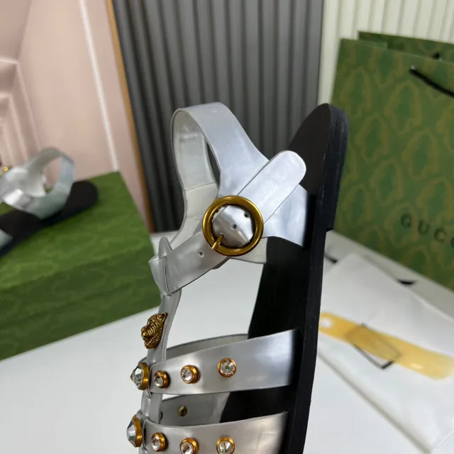 Gucci Silver Gold Metallic Straps Lion Head Ornament Gladiator Sandals 8