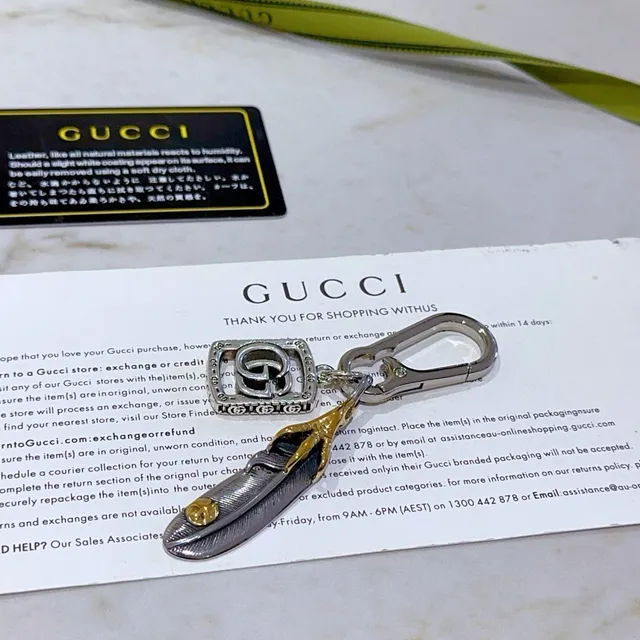 Gucci Silver Gold Metallic Two-Tone GG Logo Charm Bracelet 4