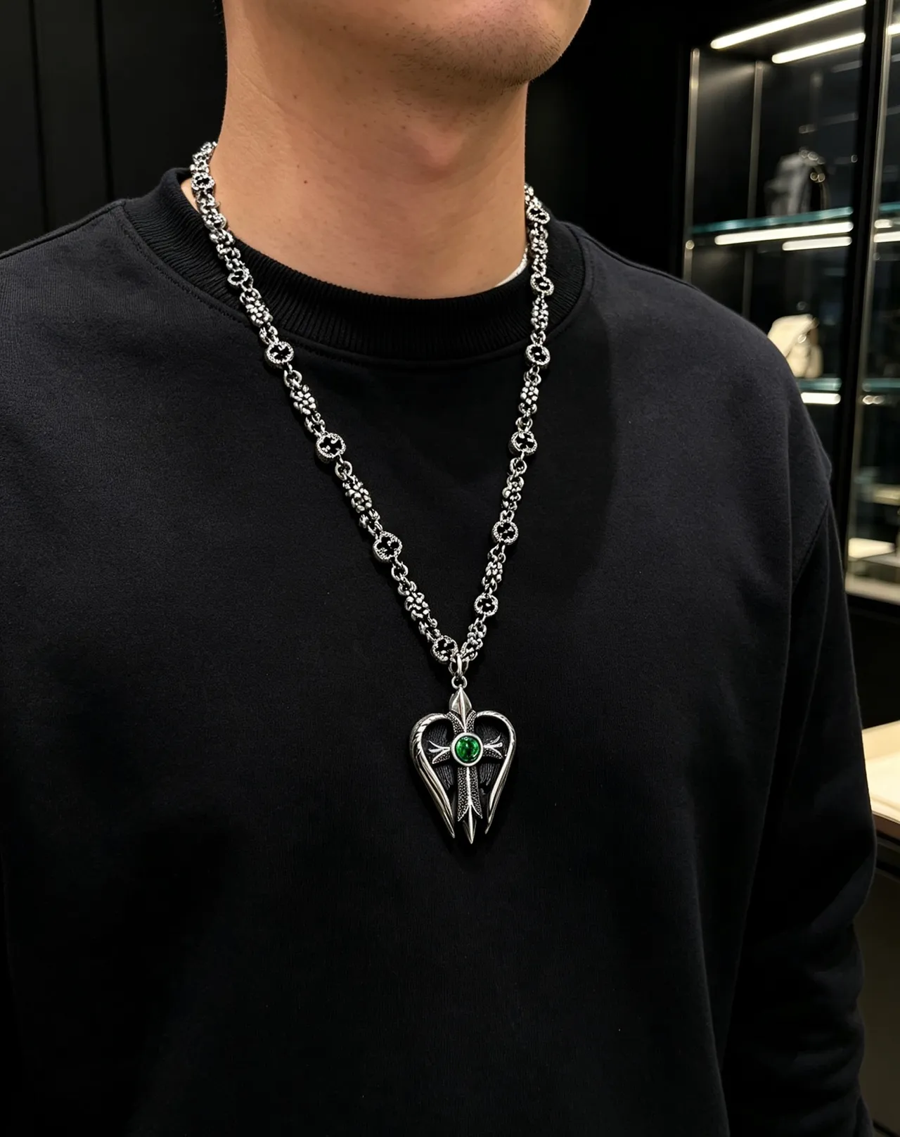 Gucci Silver Green Chain Winged Heart Pendant Necklace 3