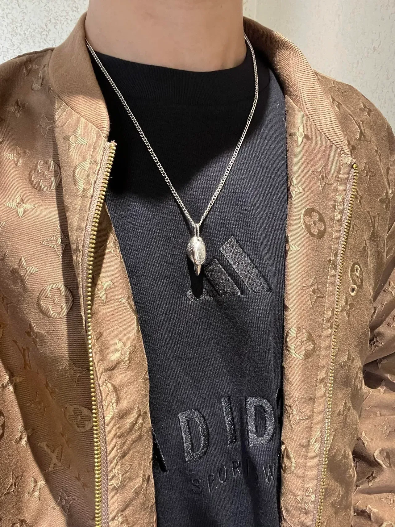 Gucci Silver Green Curb-Link Chain Sculpted Animal-Head Pendant Necklace 6